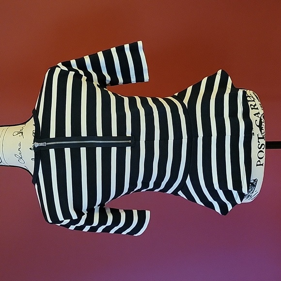 Gap peplum top - Picture 2 of 4